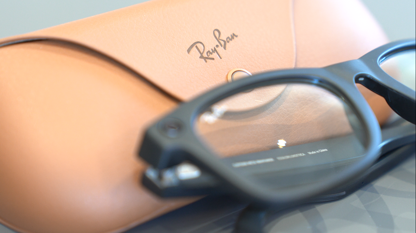 Ray-Ban | Meta Smart Glasses