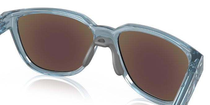 925006TransparentStonewash