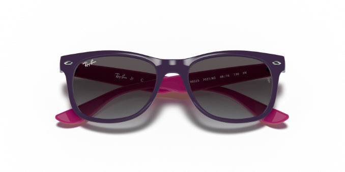 70218GViolet